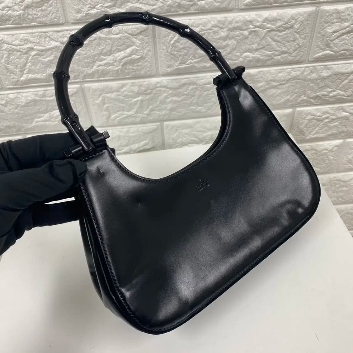 GUCCI / 빈티지 구찌 블랙 페이던트 뱀부 하프문 스몰 탑 핸들백 상품이미지3