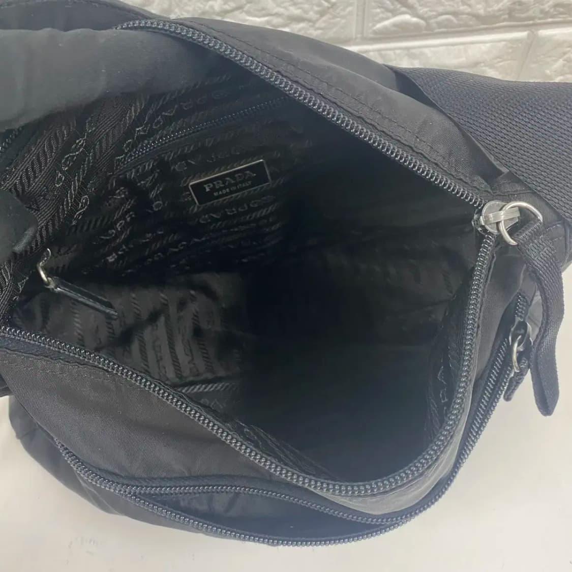 PRADA / 빈티지 프라다 삼각로고 블랙 포코노 나일론 숄더백 상품이미지10