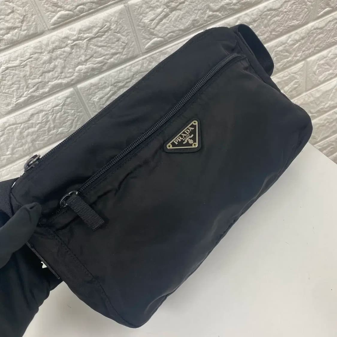 PRADA / 빈티지 프라다 삼각로고 블랙 포코노 나일론 숄더백 상품이미지3