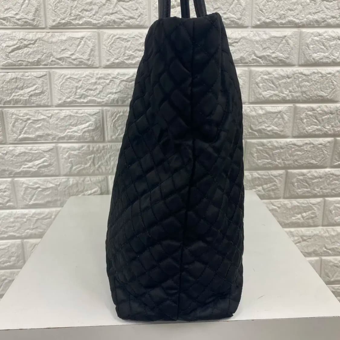 PRADA / 빈티지 프라다 블랙 나일론 퀼팅 토트백 상품이미지6
