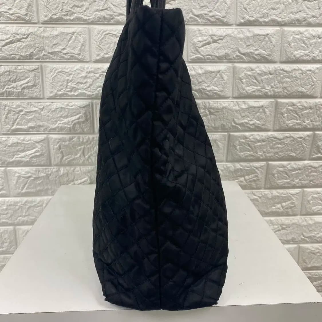 PRADA / 빈티지 프라다 블랙 나일론 퀼팅 토트백 상품이미지7