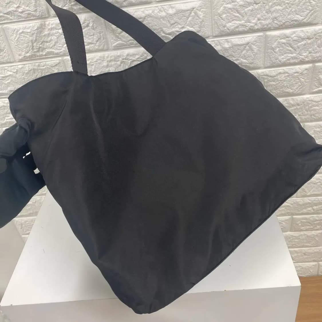 PRADA / 빈티지 프라다 삼각로고 포코노 블랙 나일론 더블포켓 토트백 상품이미지5