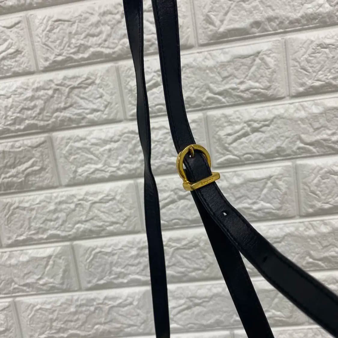 FERRAGAMO / 빈티지 페레가모 블랙 바라보우 크로스바디백 /숄더백 상품이미지9