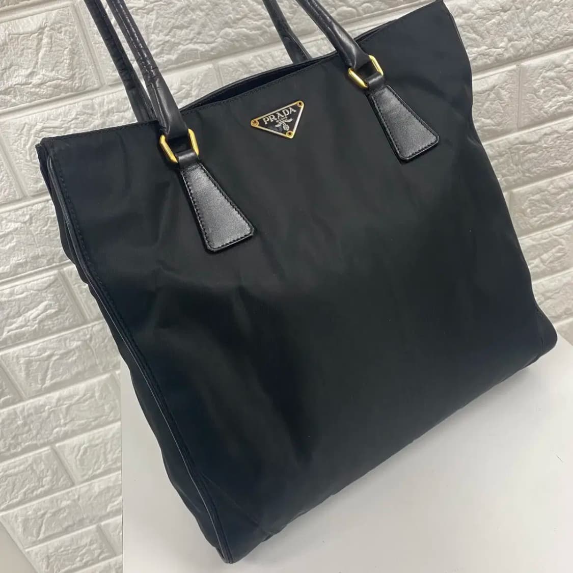 PRADA / 빈티지 프라다 블랙 나일론 삼각로고 토트백 상품이미지4