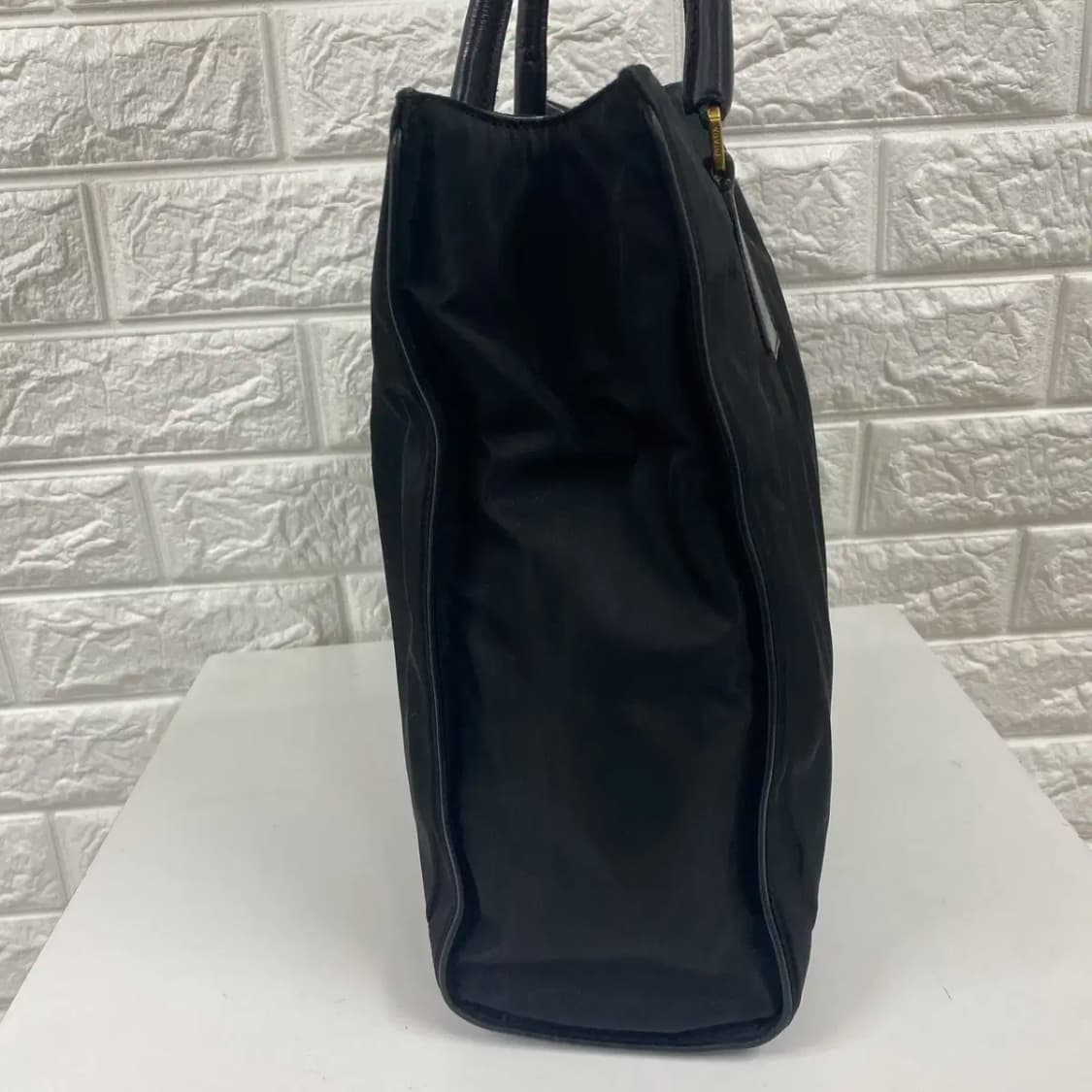 PRADA / 빈티지 프라다 블랙 나일론 삼각로고 토트백 상품이미지6