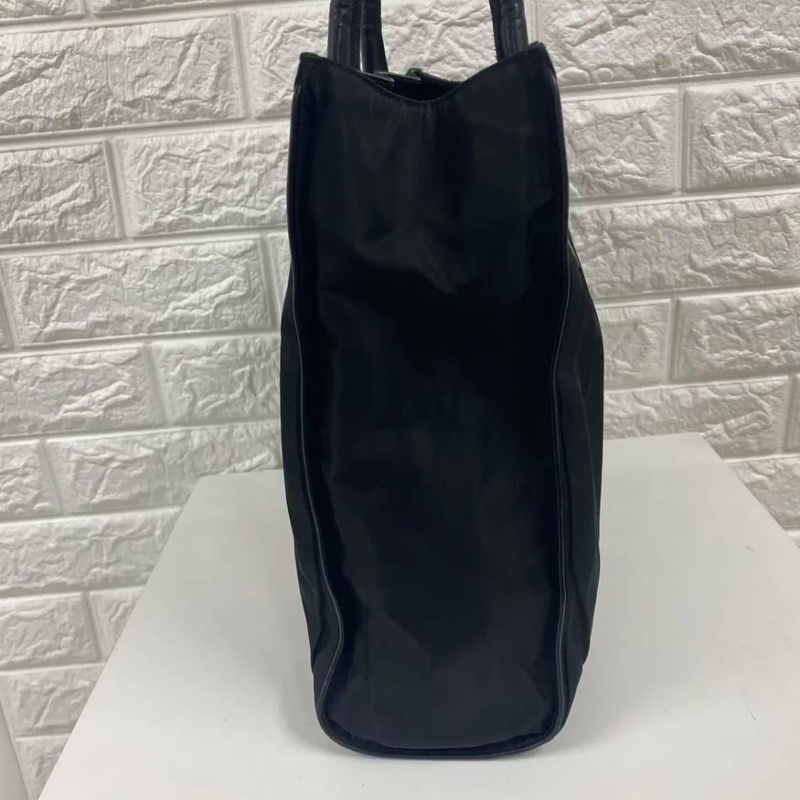 PRADA / 빈티지 프라다 블랙 나일론 삼각로고 토트백 상품이미지7