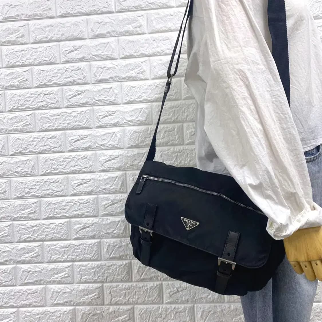 PRADA / 빈티지 프라다 삼각로고 블랙 포코노 나일론 투버클 숄더백 상품이미지2