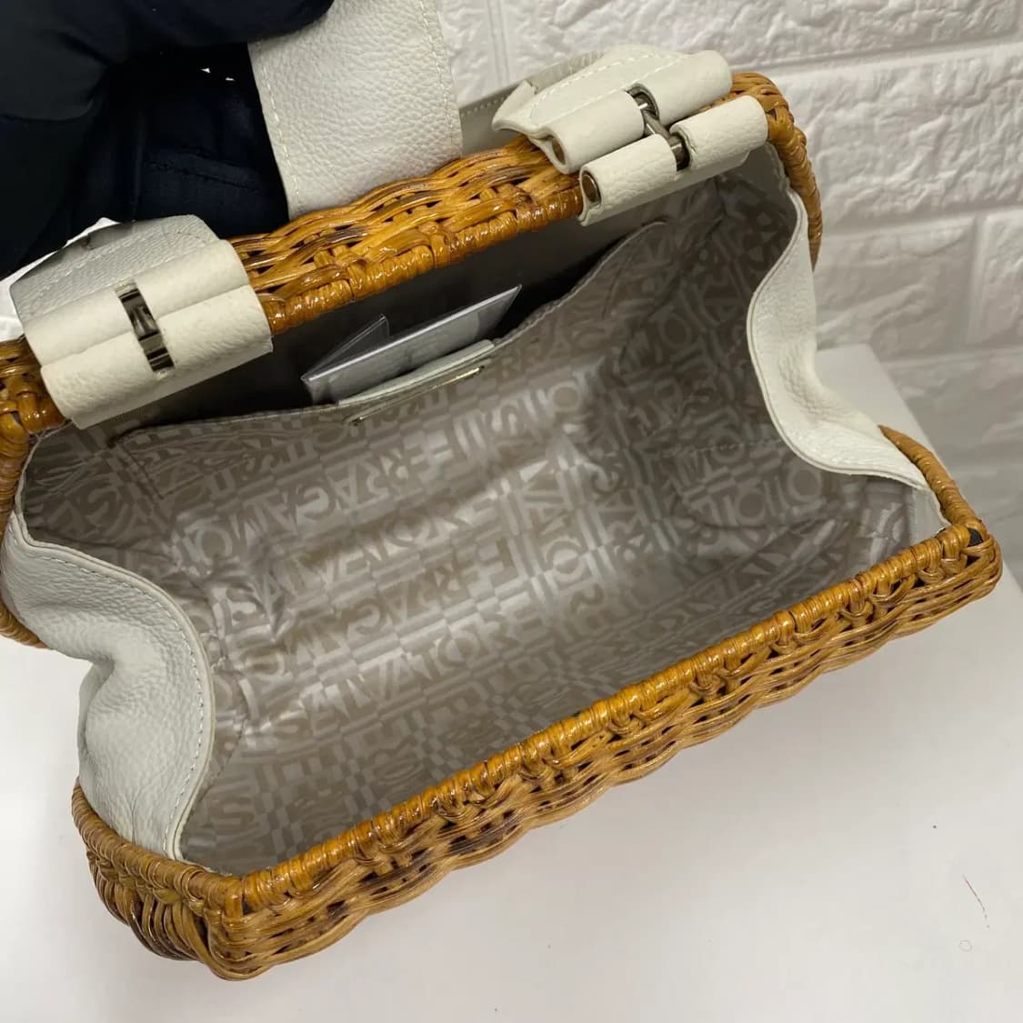 FERRAGAMO /빈티지 살바토레 페라가모 간치니 라탄 원 핸들 핸드백 상품이미지10