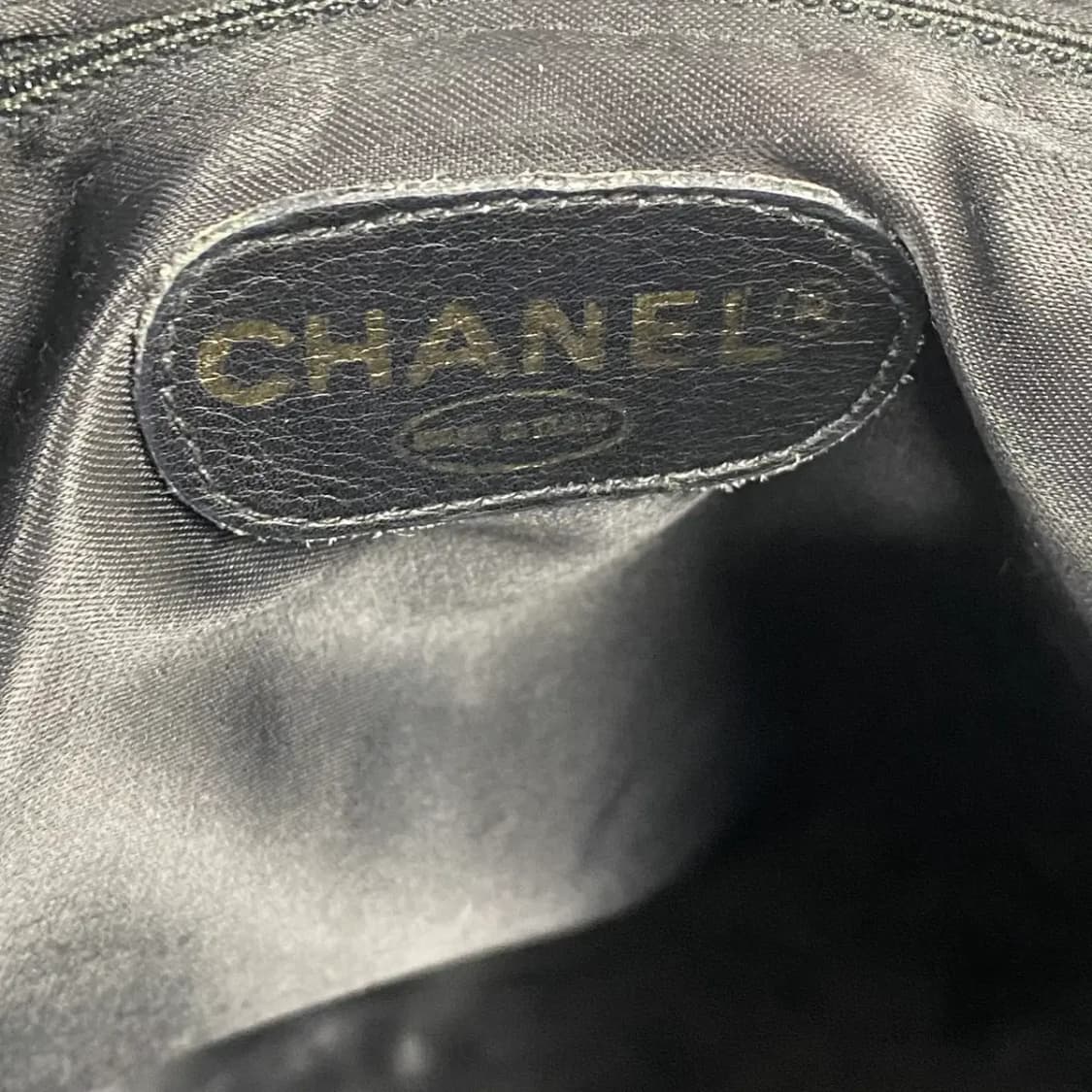 CHANEL / 빈티지 샤넬 3번대 블랙 마틀라세 턴락 숄더백 상품이미지10