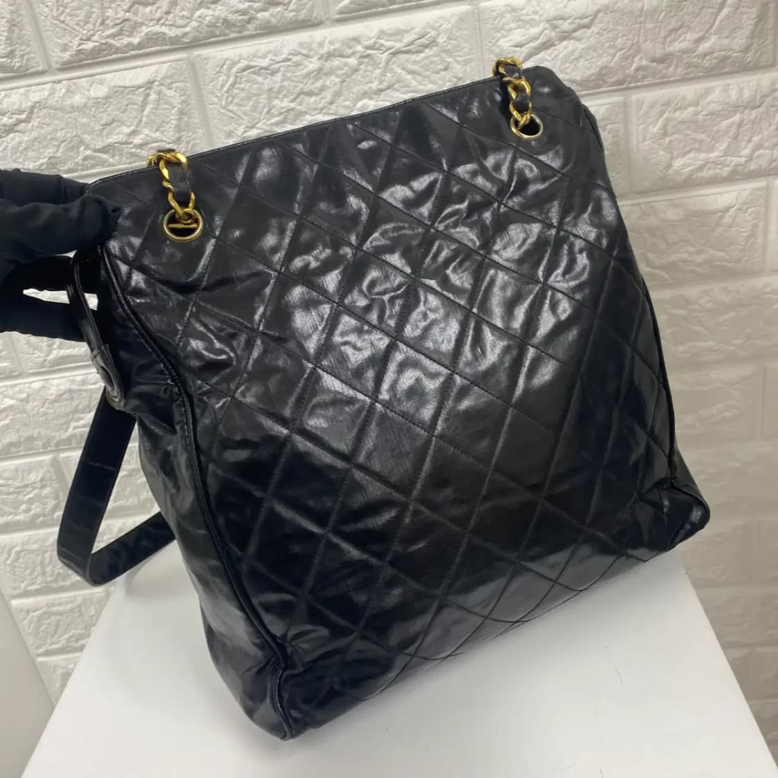 CHANEL / 빈티지 샤넬 3번대 블랙 마틀라세 턴락 숄더백 상품이미지4