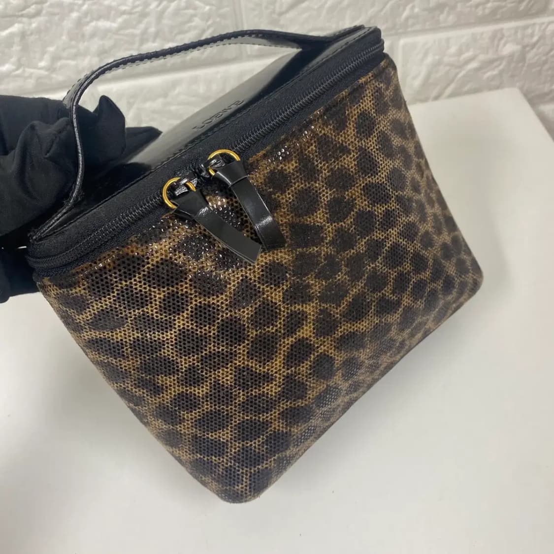 LOEWE / 빈티지 로에베 20th 센추리 퍼포레이티드 미니 베니티 백 상품이미지3