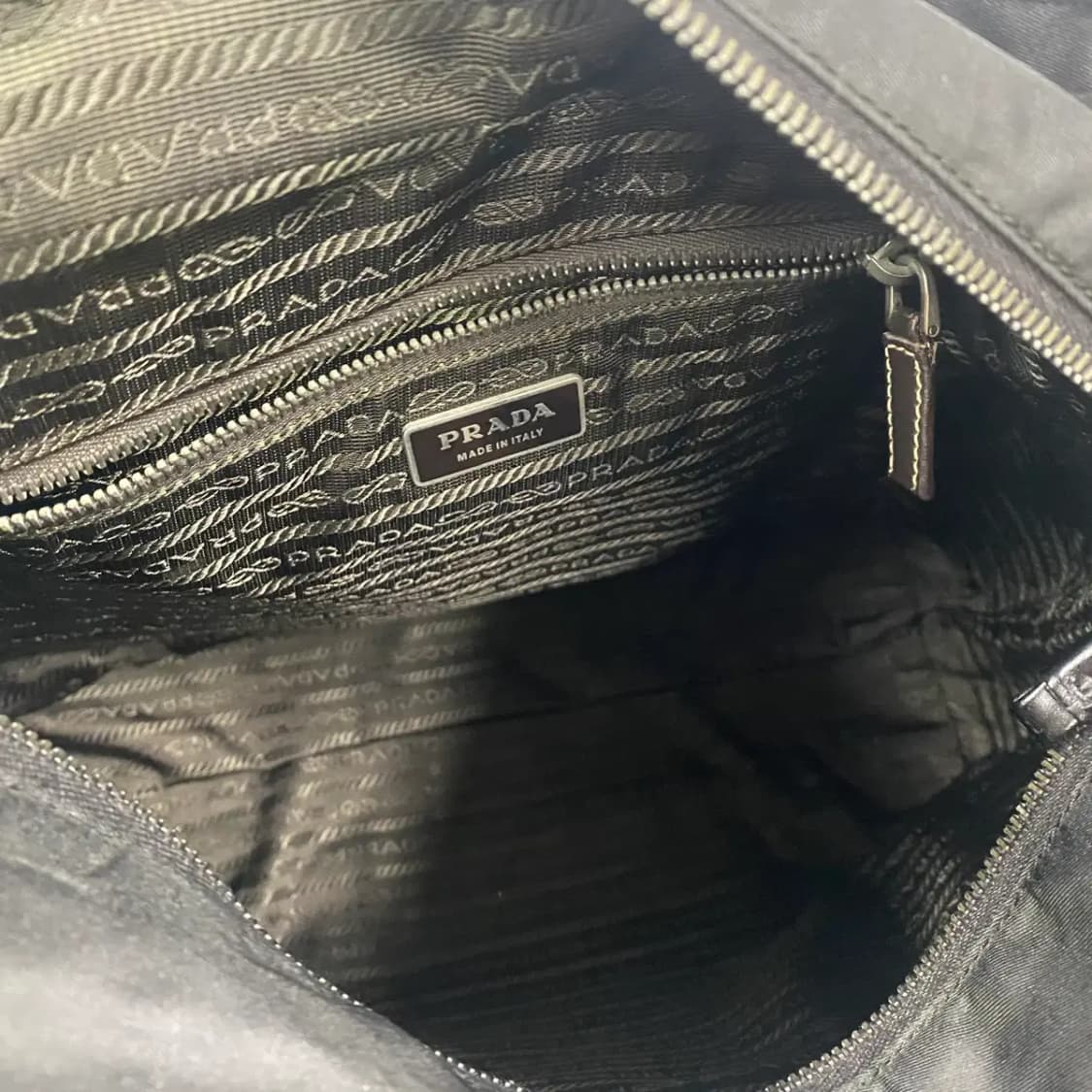 PRADA / 빈티지 프라다 삼각로고 블랙 테수토 나일론 토트백/투웨이백 상품이미지10