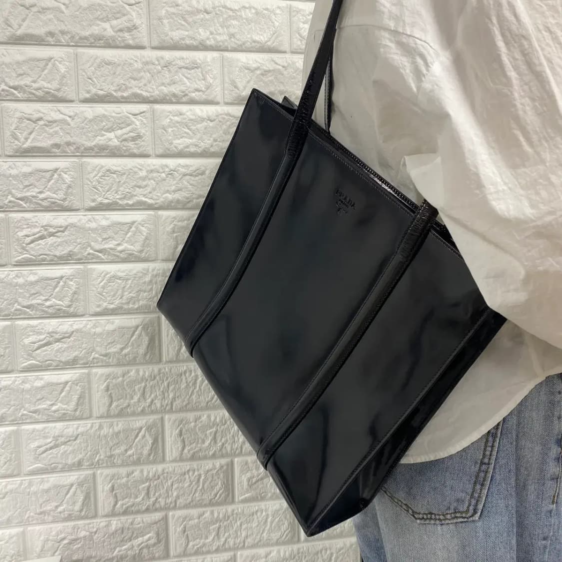 PRADA / 빈티지 프라다 블랙 페이던트 숄더백 상품이미지2