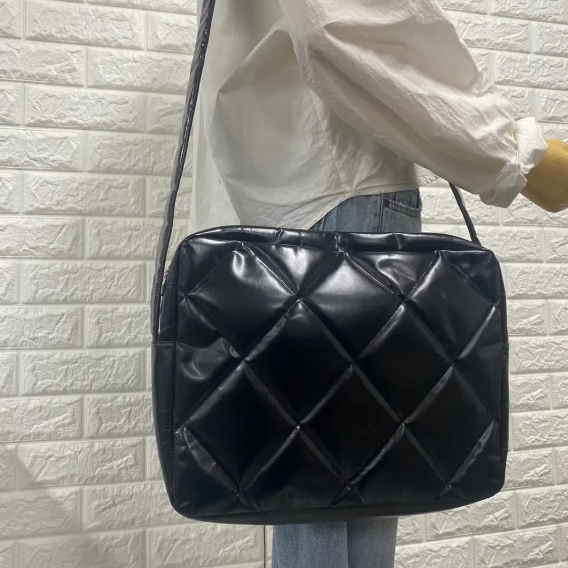 CHANEL/빈티지 샤넬 4번대 마틀라세 퀼팅 페이던트 메신저백/크로스백 상품이미지2