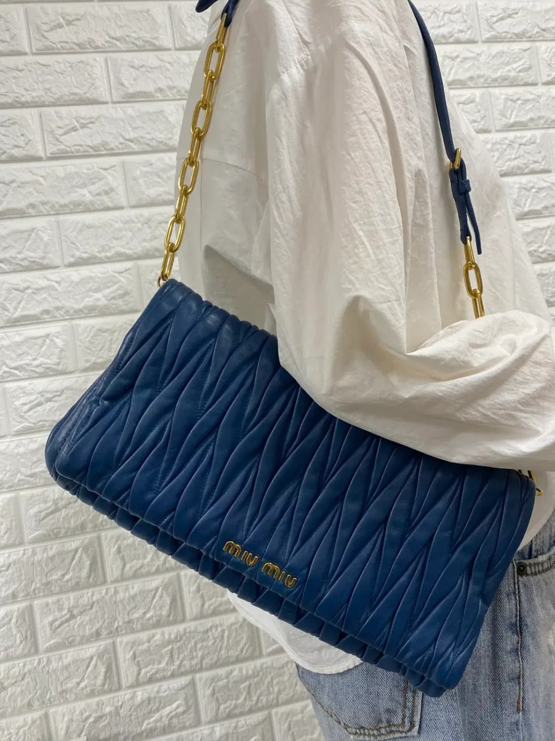 MIUMIU / 미우미우 마틀라쎄 네이비 플랩 체인 숄더백 상품이미지2