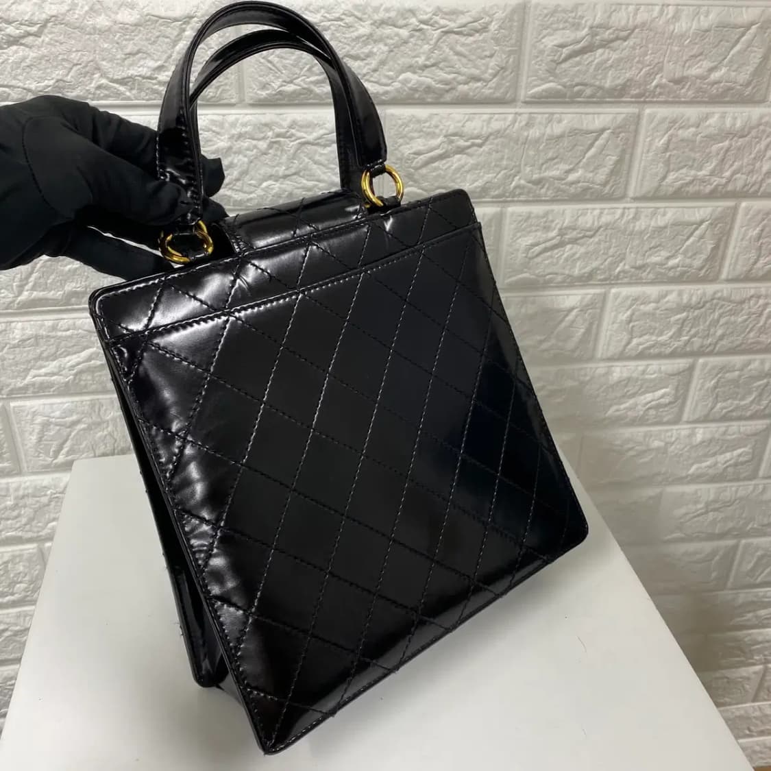 CHANEL / 빈티지 샤넬 4번대 블랙 페이던트 퀼팅CC 토트백/핸드백 상품이미지4