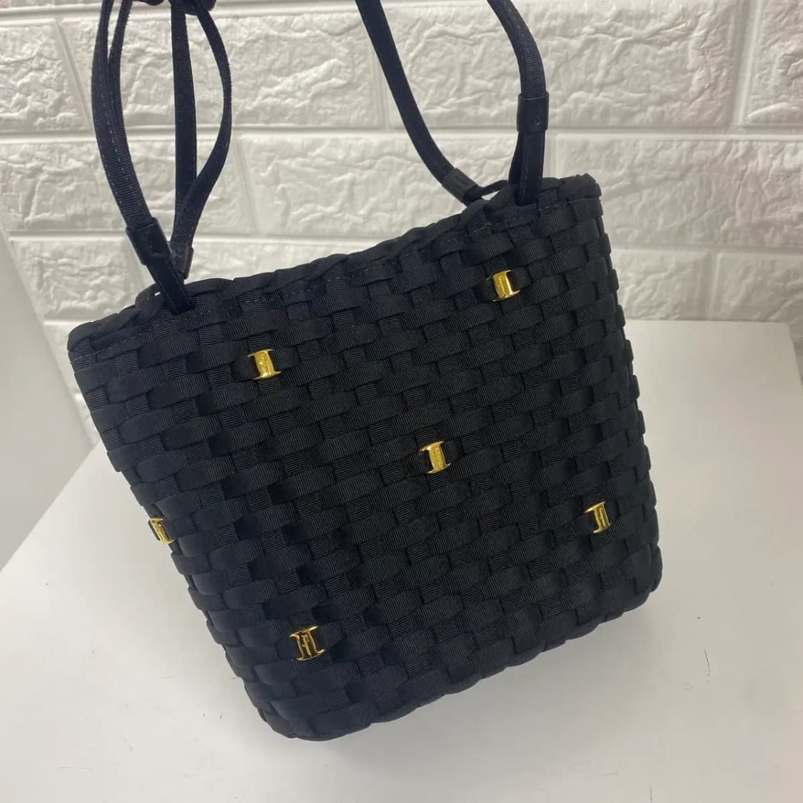 FERRAGAMO/ 빈티지 살바토레 페라가모 다크네이비 우븐 미니 핸들백 상품이미지5