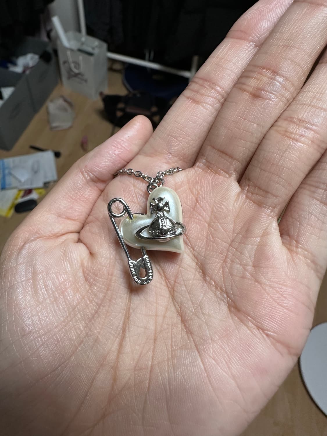 비비안웨스트우드 목걸이 상품이미지1