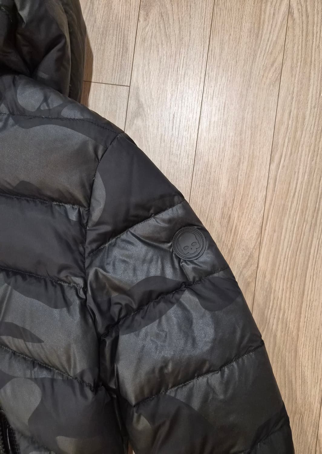 하이드로겐 X 듀베티카 패딩 판매 상품이미지2