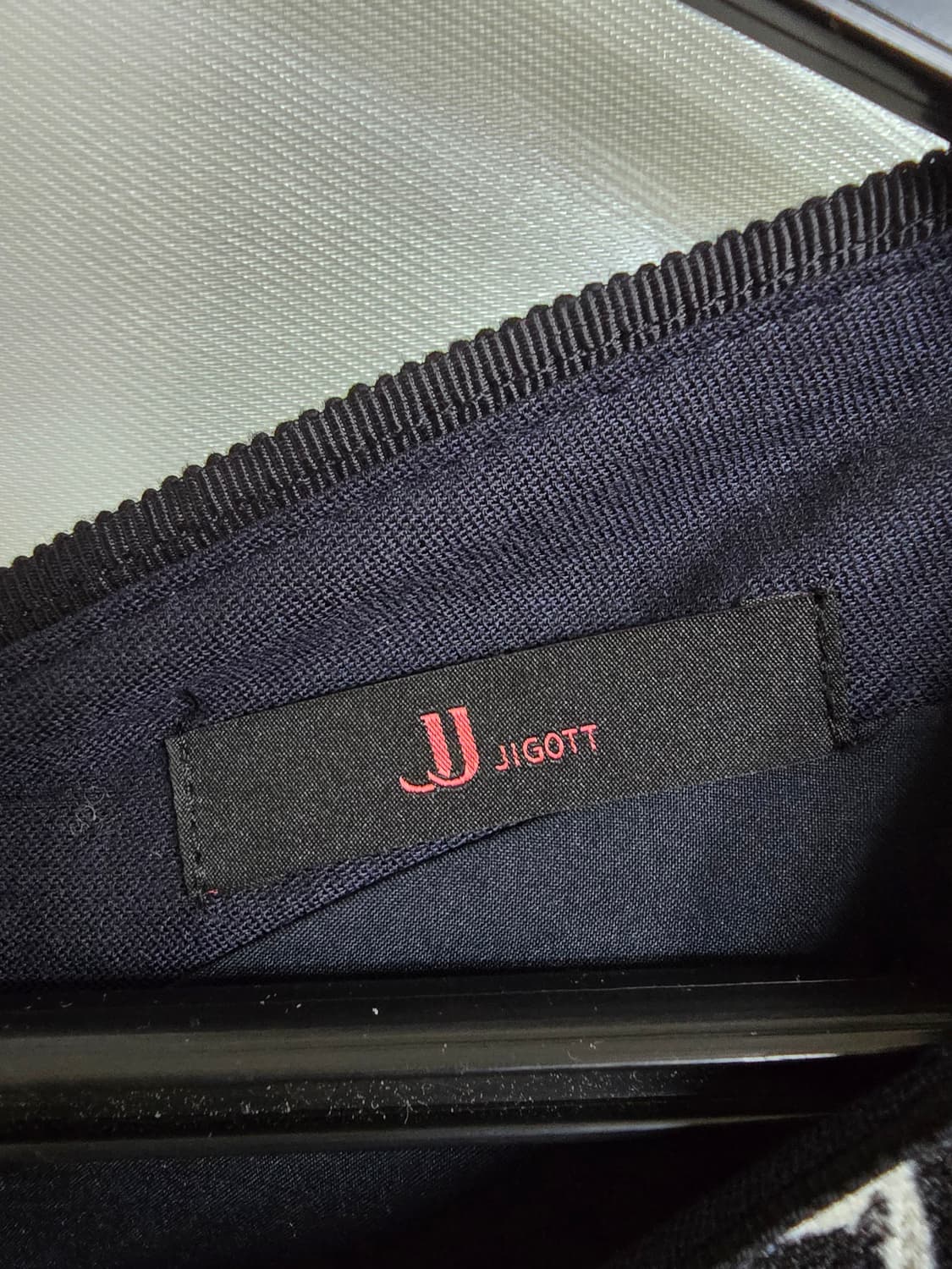 JJ JIGOTT 블랙 플라워 패턴 긴팔 미니원피스 (1931)  상품이미지3