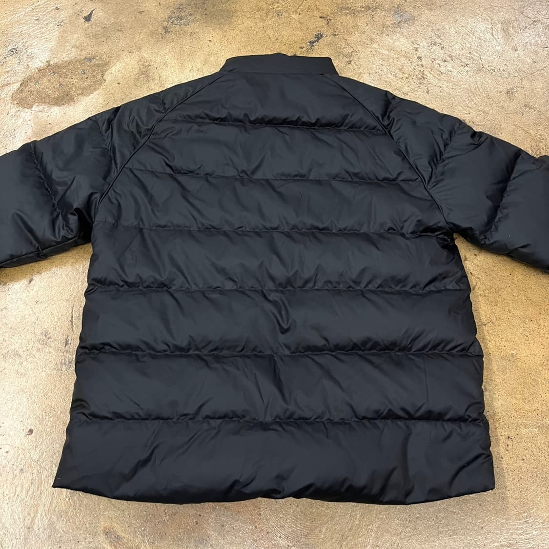 아디다스 블랙 숏패딩 상품이미지4