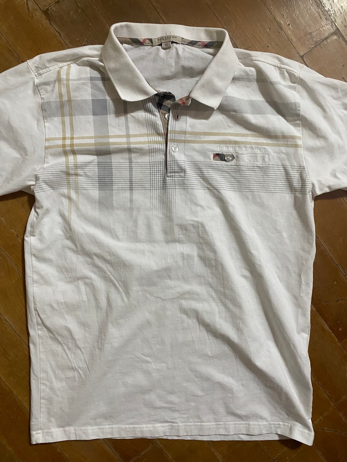 버버리 브릿 화이트 카라티 XL ( 100 ) 상품이미지1