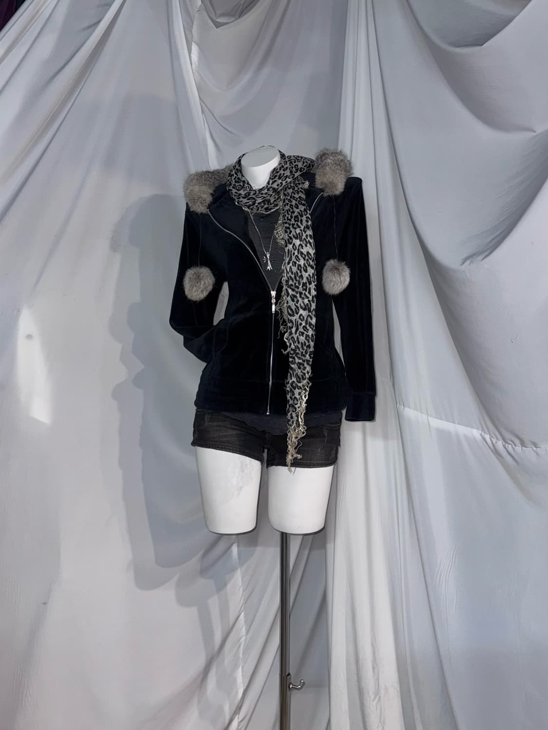 블랙 데스노트 미사깔 폼폼이 그런지 무채색 와투케 코디세트  상품이미지7