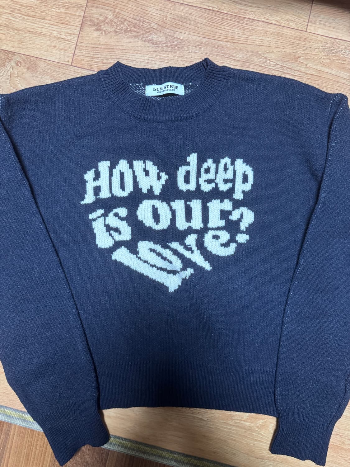 러브이즈트루 니트 네이비 상품이미지4