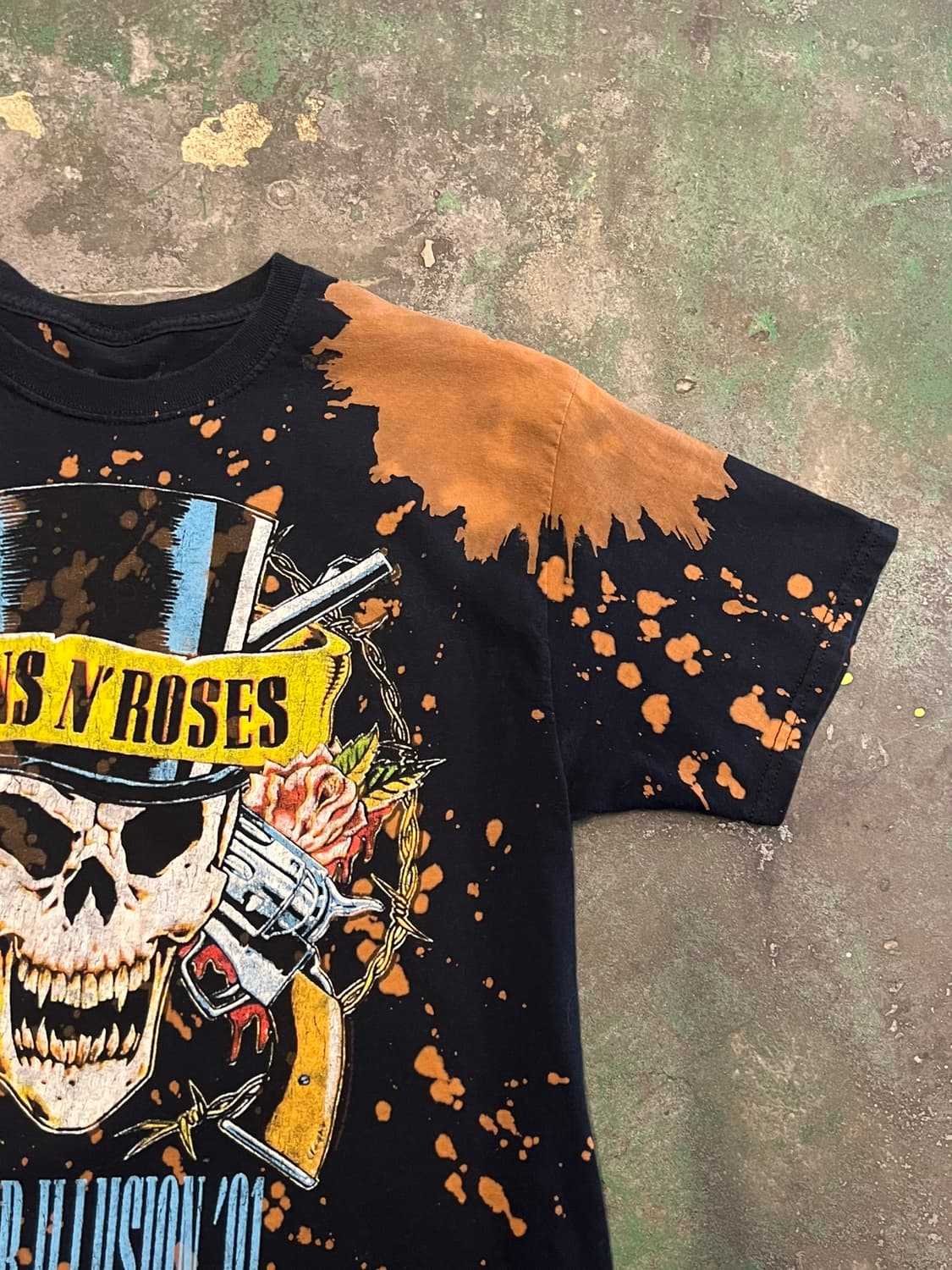 [M] 건즈앤로지스 Use Your Illusion 스컬 그래픽 밴드티 상품이미지2