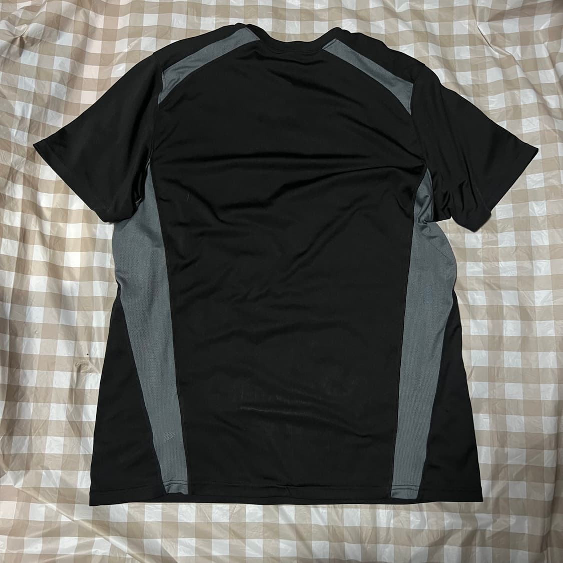 나이키 드라이핏 반팔 XL 트레이닝복 배색 운동복 기능성 상품이미지3