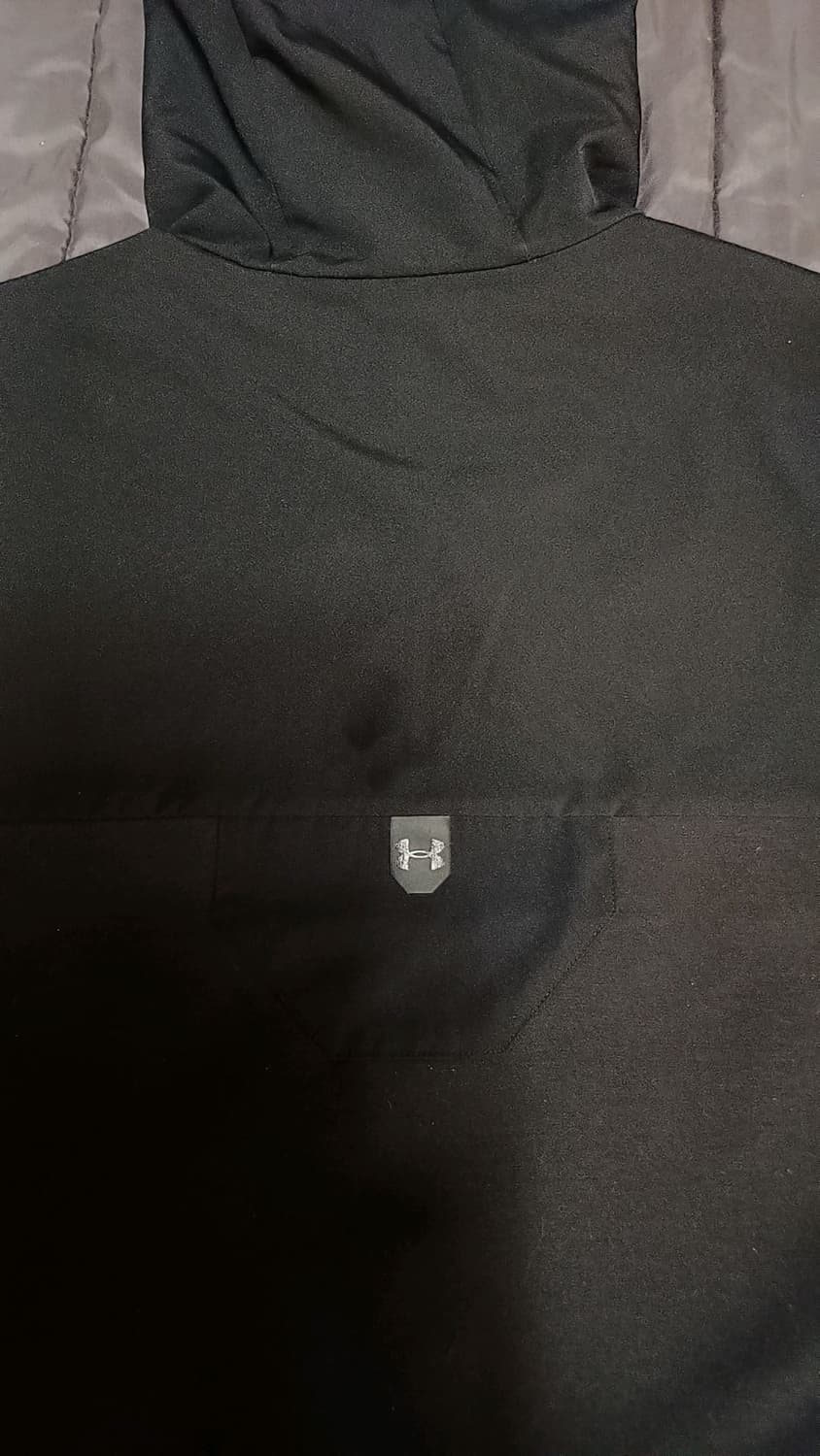 언더아머 후드집업 100 가슴54 기장69 상품이미지5