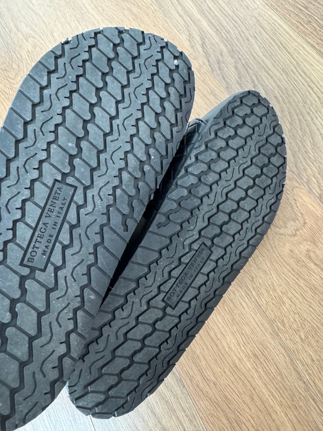 [보테가 베네타] 인트레치아토 슬라이드 39 판매 상품이미지7