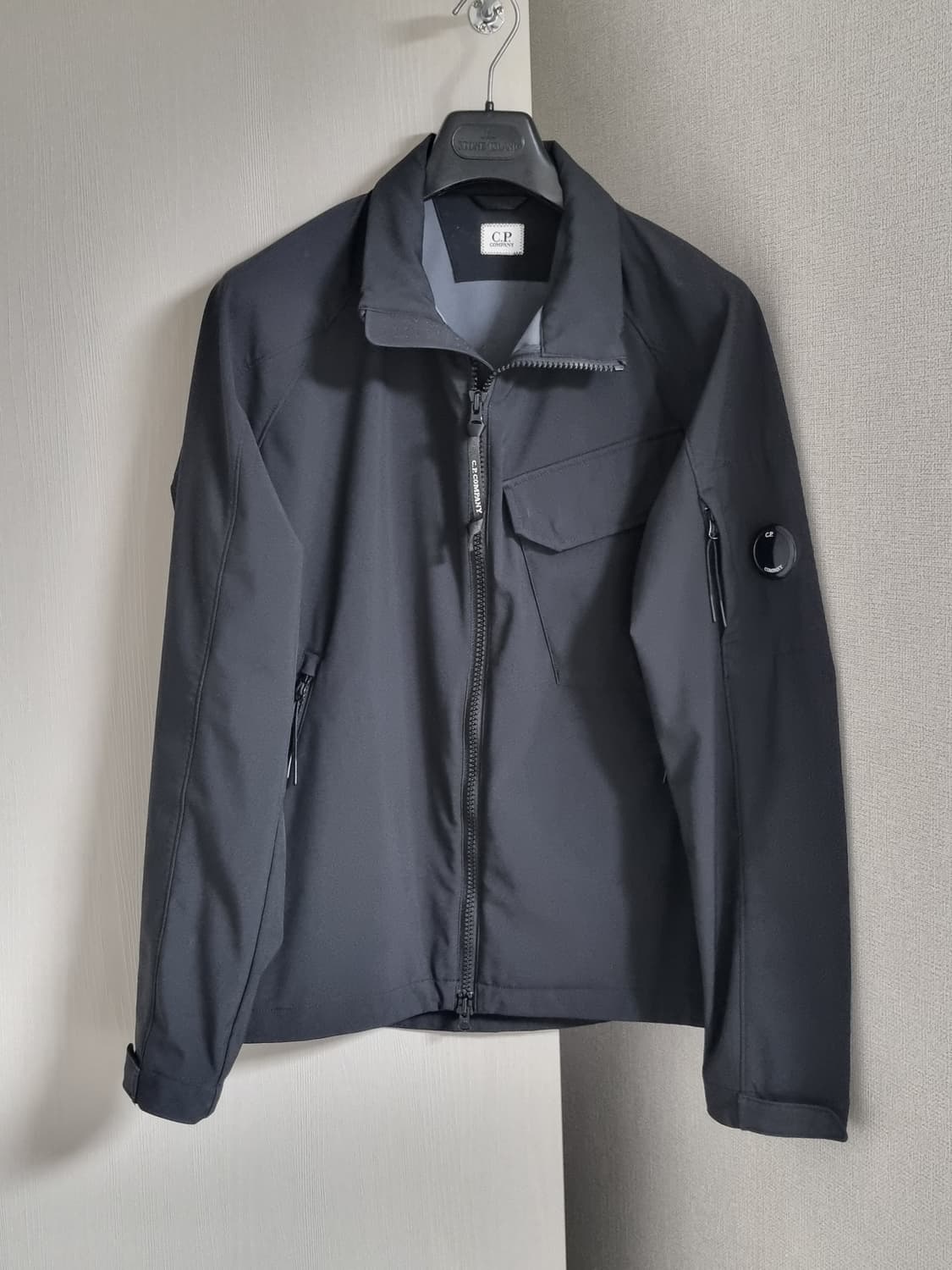 cp컴퍼니 쉘 바람막이 자켓 상품이미지2