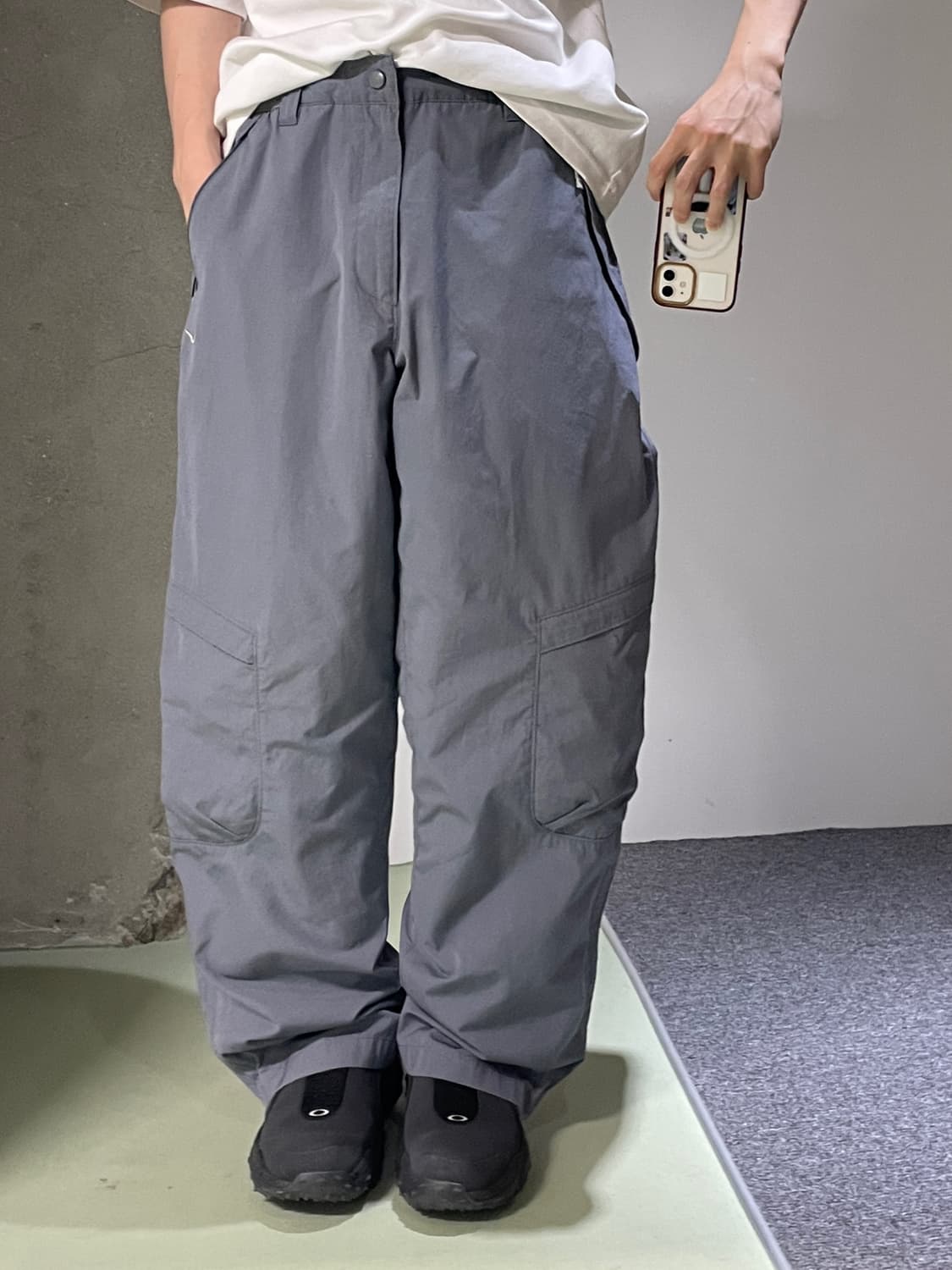 나이키 00s 스우시 그레이 포켓 팬츠 상품이미지2