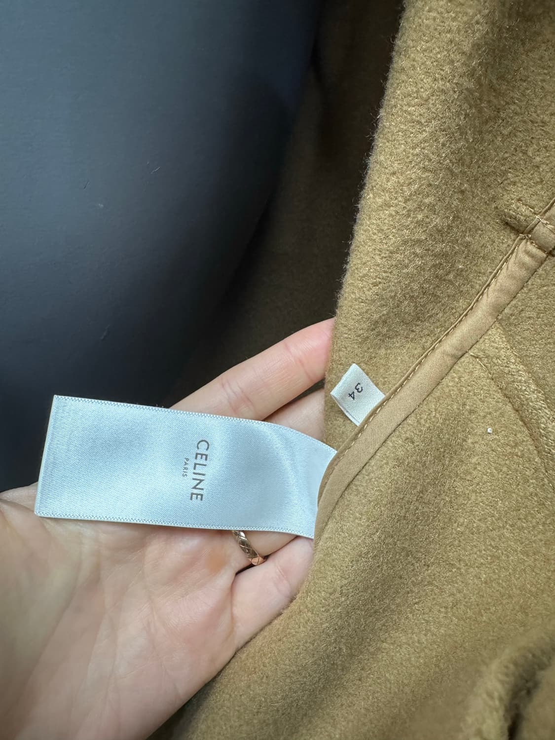 Celine 캐시미어 코트 판매합니다. 상품이미지7