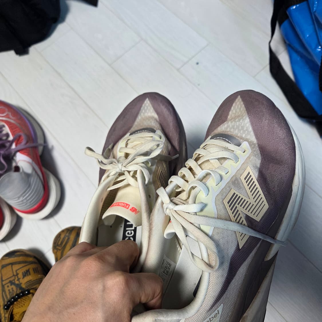 나이키, 호카, 뉴발란스, 써코니 상품이미지4