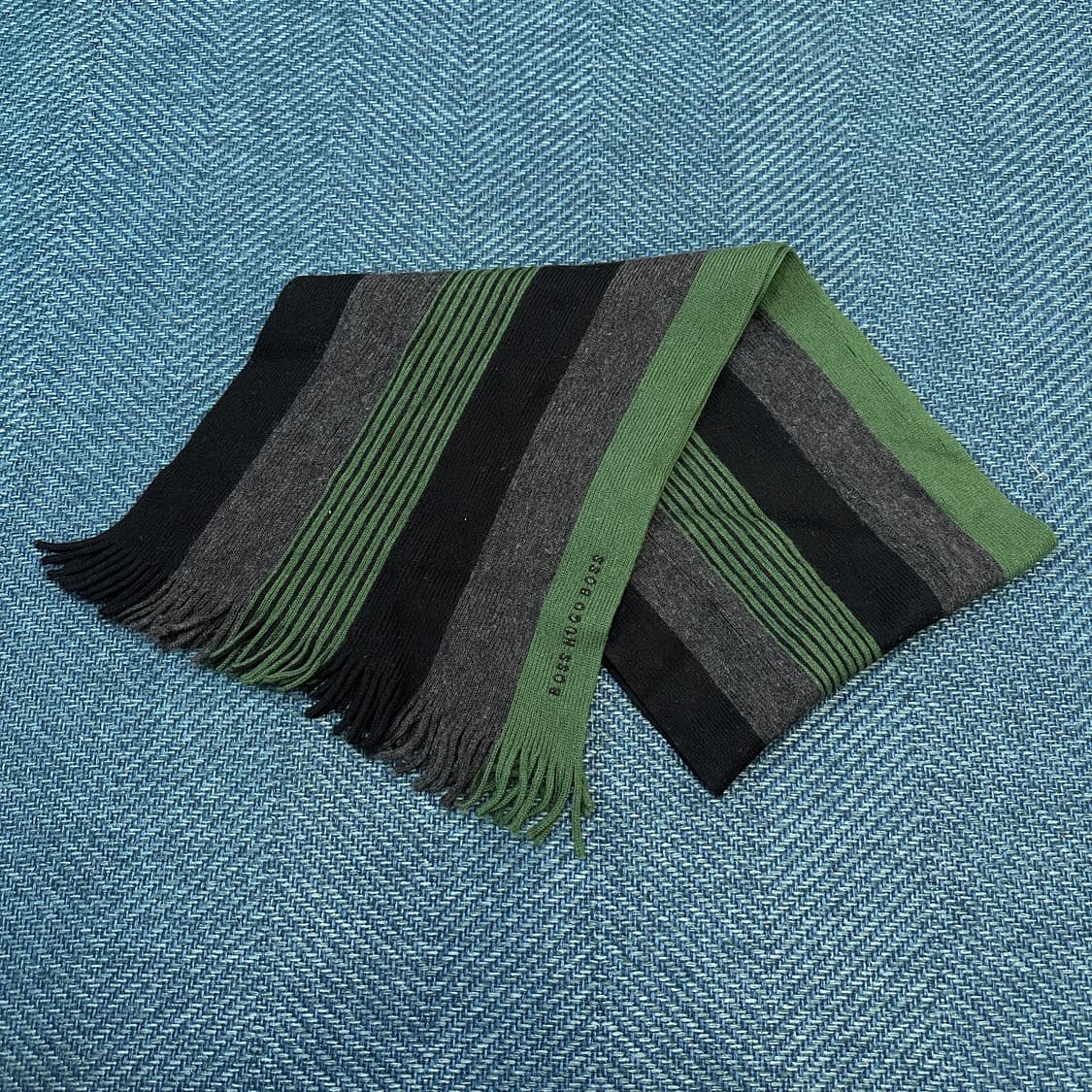 [Os] 휴고보스 머플러 상품이미지1