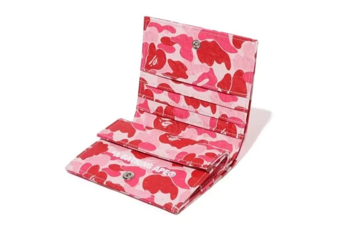 (새상품) 베이프 2025 지갑 핑크 상품이미지2