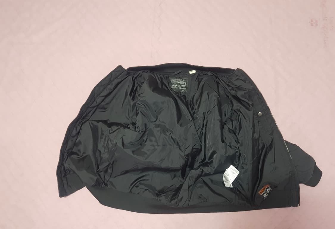 [M] 리바이스 퀼팅 자켓 경량 패딩 블랙 상품이미지2