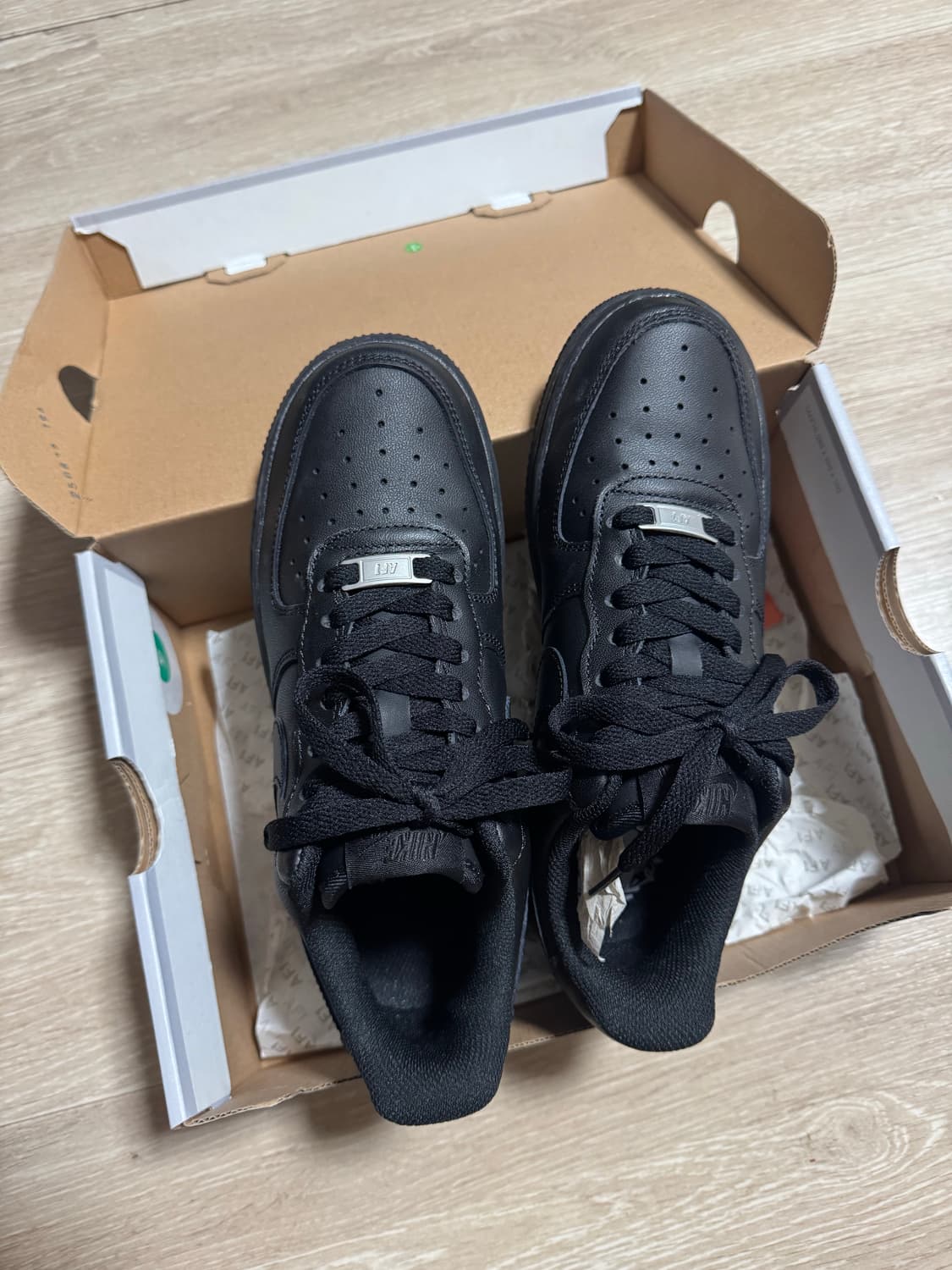 나이키 에어포스1 올검 235 상품이미지1