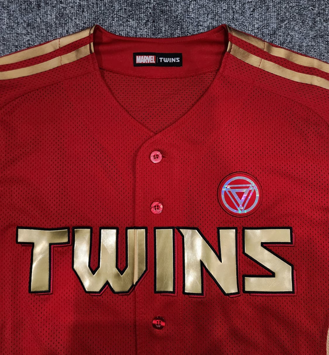 LG 트윈스 마블 코믹스 아이언맨 반팔 야구 져지 유니폼 110 상품이미지3