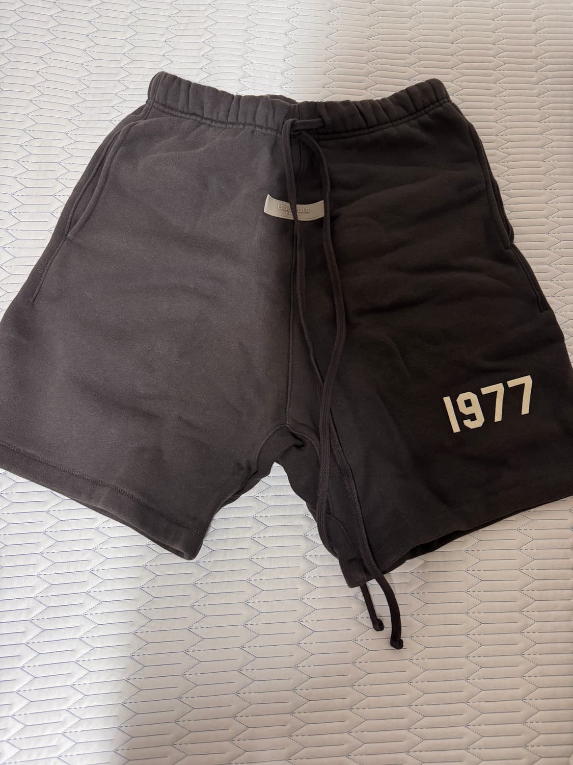 피오갓 에센셜 1977 반바지 xs 상품이미지1