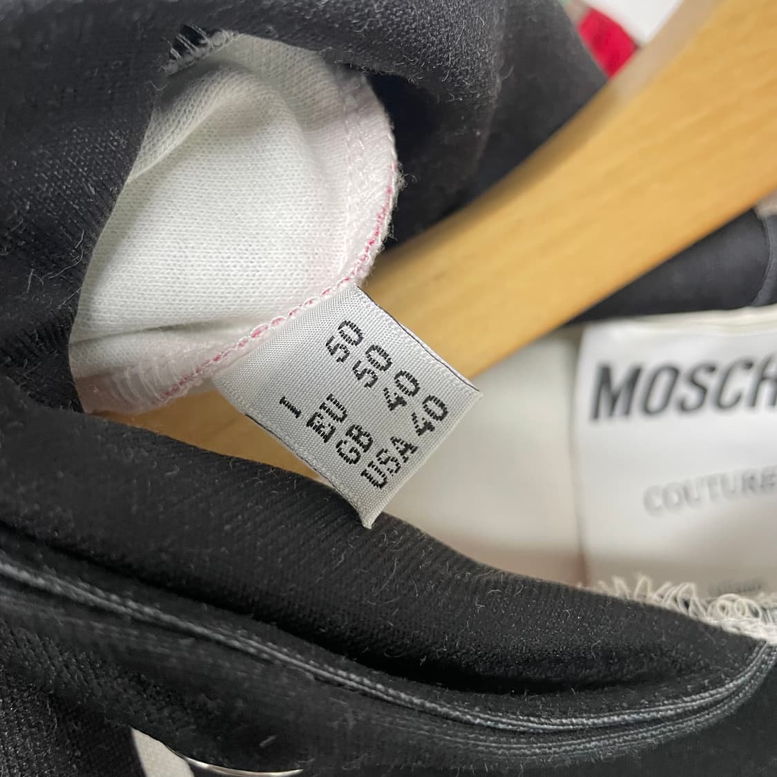 모스키노 꾸띄르 Ripped palper 프린팅 후드티 상품이미지7