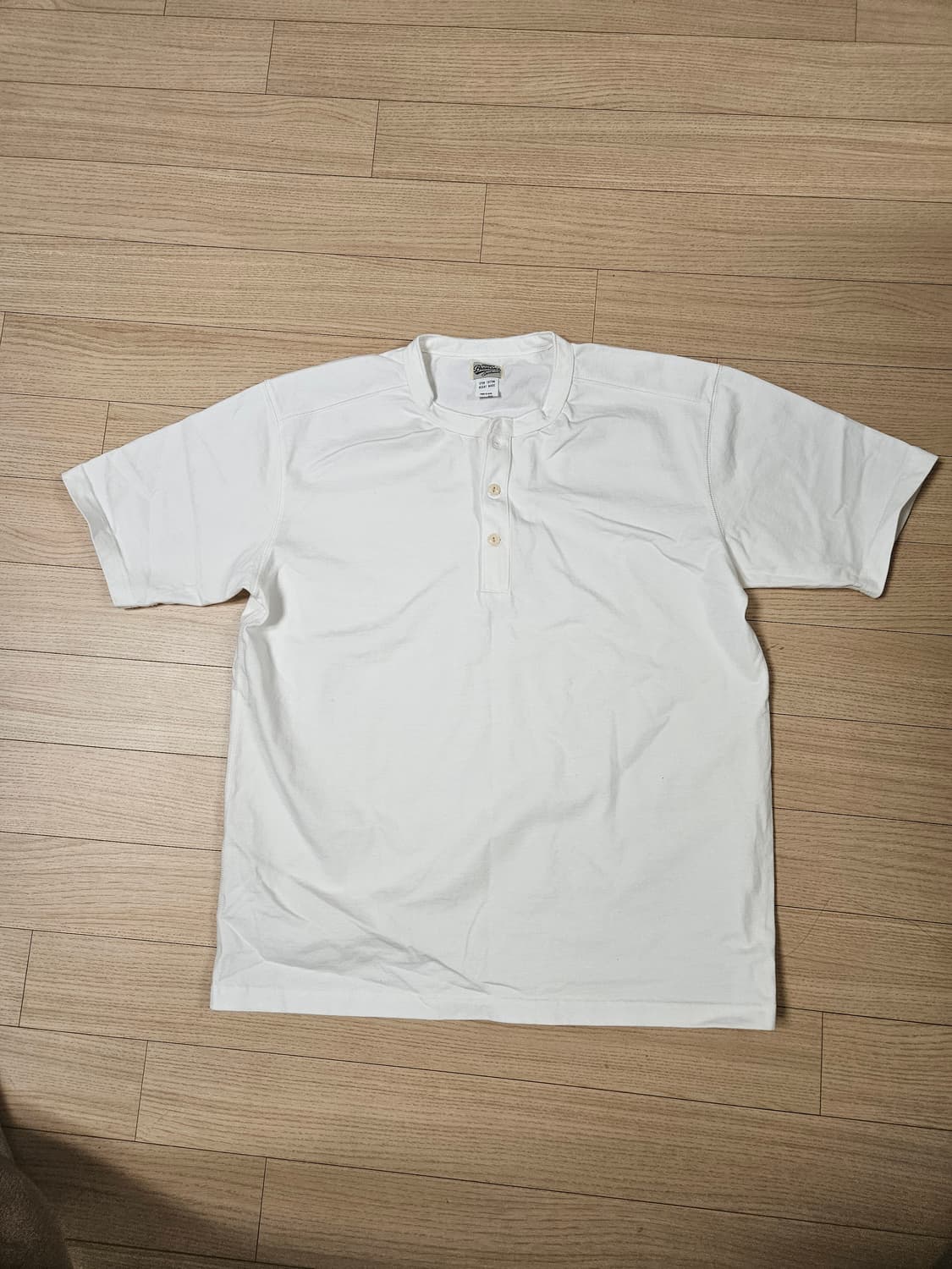 브론슨 헨리넥 반팔 새상품 상품이미지1