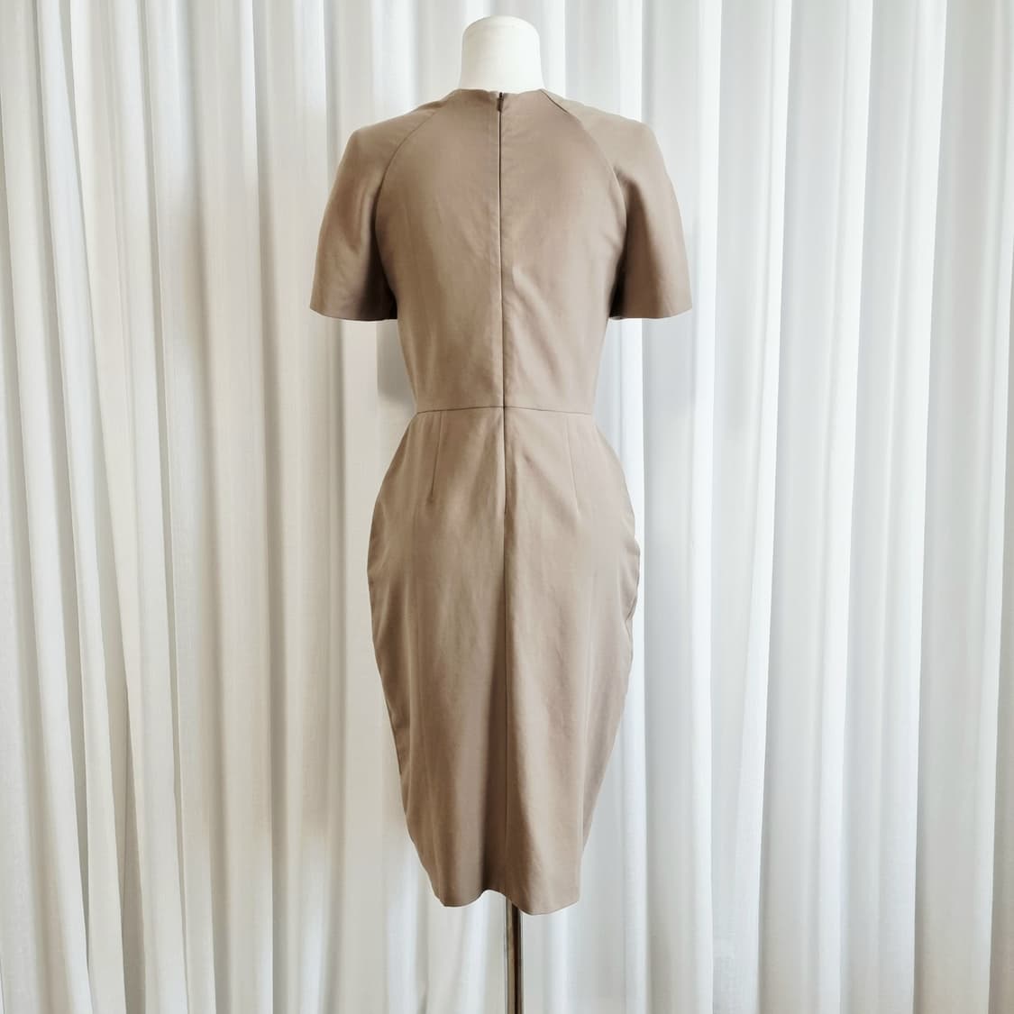 ACNE 아크네 나그랑숄더 스판 원피스 (55) 상품이미지3