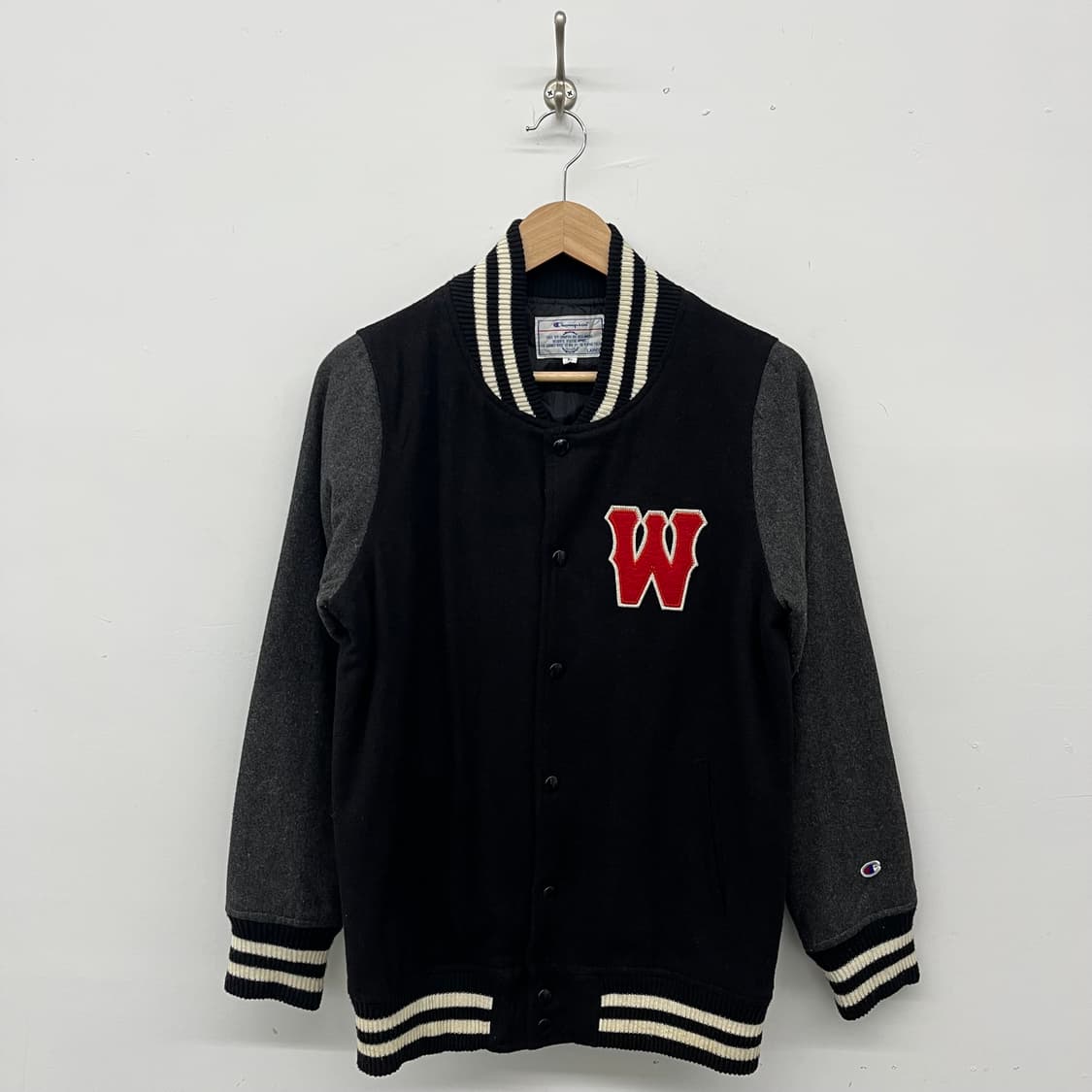 챔피온 검/회색 야구 점퍼 여L 상품이미지1