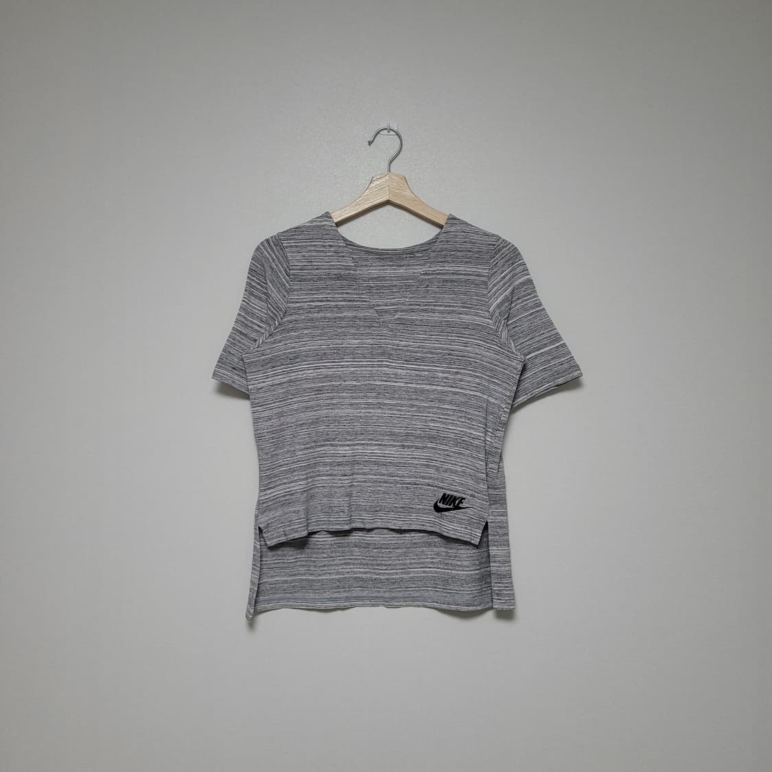 (M) NIKE 나이키 여성 탑 반팔 상품이미지1