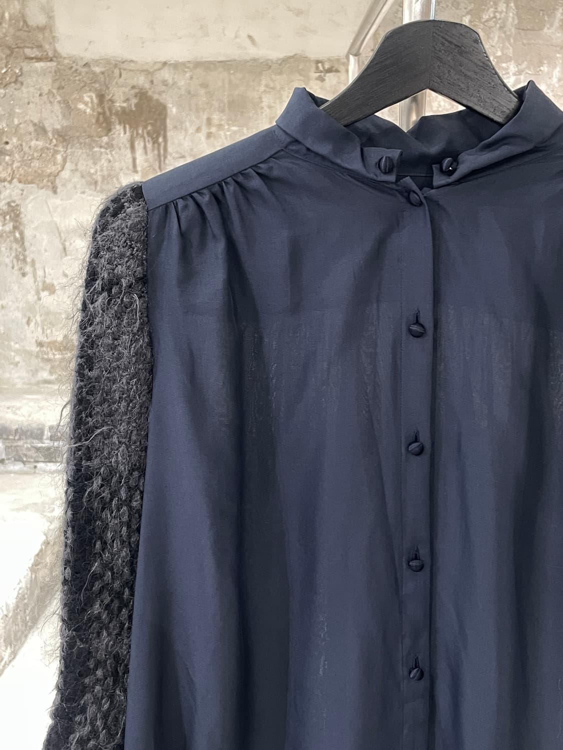 사카이 네이비 울 슬리브 실크 블라우스 상품이미지2