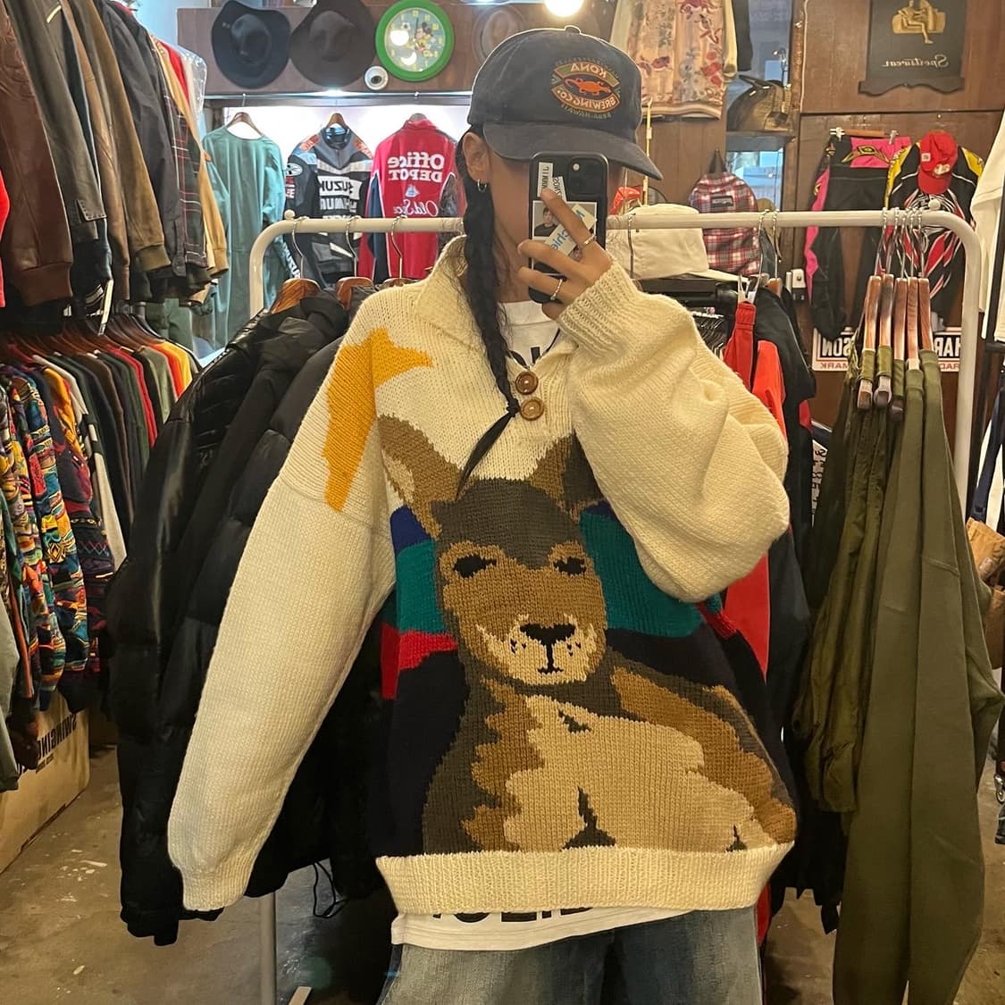 Vintage Bonzo Kangaroo sweater 후루츠패밀리