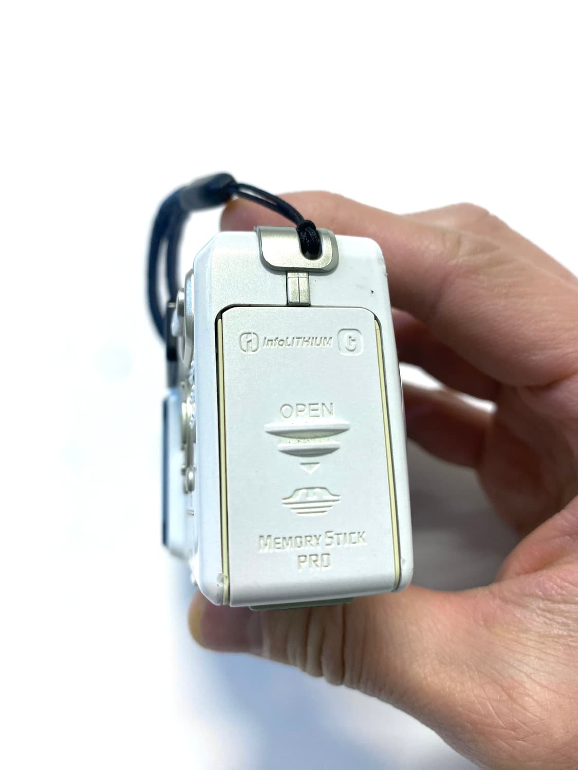 소니 사이버샷 DSC-P8 디지털 카메라 상품이미지8